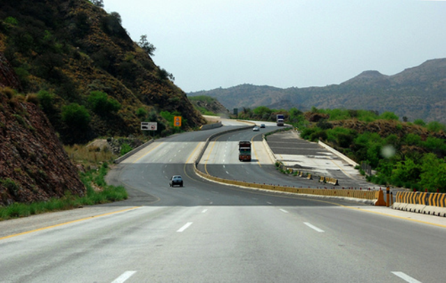 Another interchange to be built on Islamabad-Peshawar Motorway: PM’s aide
