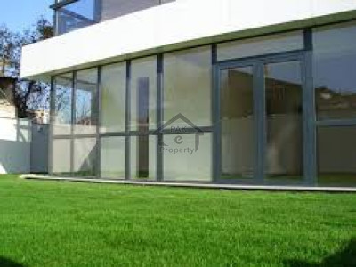 10 Marla Plot Available For Sale