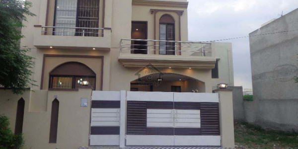 1st Floor Portion Available For Rent In Main Ittehad Phase 7 Dha Karachi