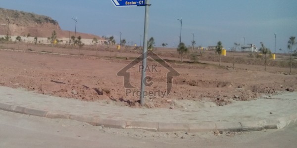 Commercial Plot available for Sale (Service Road) in Bahria Enclave, Islamabad