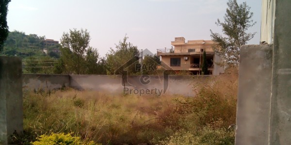 Residential Developed Plot Available For Sale In Bani Gala