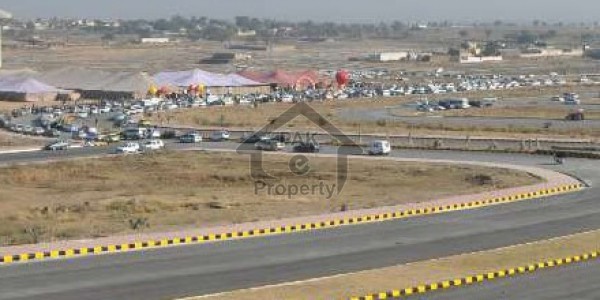 30x60 7 Marla Plot For Sale In G-14/4 Street No 14