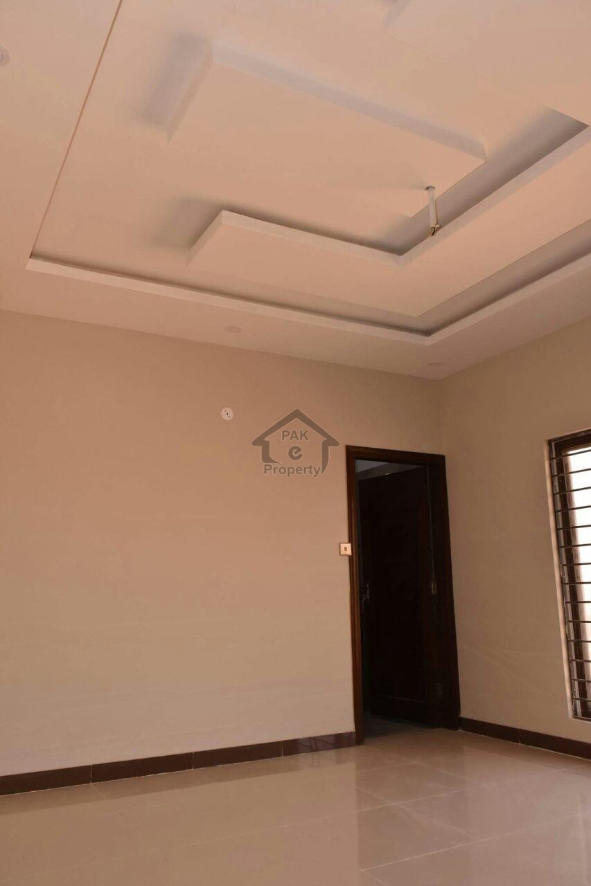 Hall for rent soan garden main double road islambad