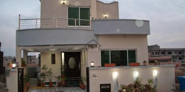 10 Marla Single Story House For Sale In Pakistan Town Phase 1,2
