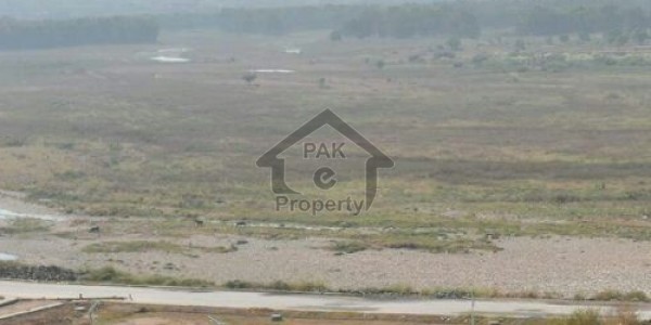 1022 Sq Yard Plot For Sale - Cheep Price