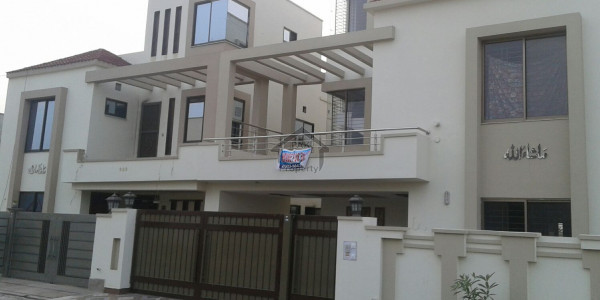 Dha Phase 1 Block K - 2-kanal Full House For Rent