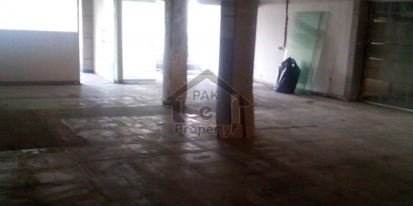 Corner Commercial Plaza For Sale In Margalla Town - Excellent Location