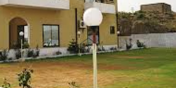Its Chance To Given A Very Low Price House In Bahria Town