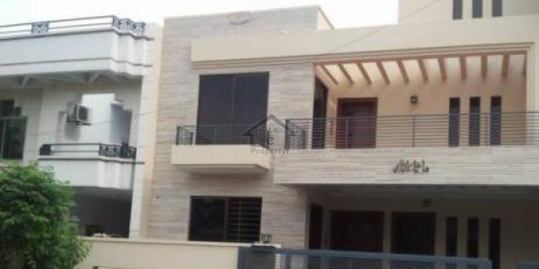 Specious 10 Marla Ground Portion For Rent In Bahria Town Phase 5