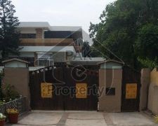 Furnished 12 marla ground portion 4 rent in phase 5 Bahria town rwp