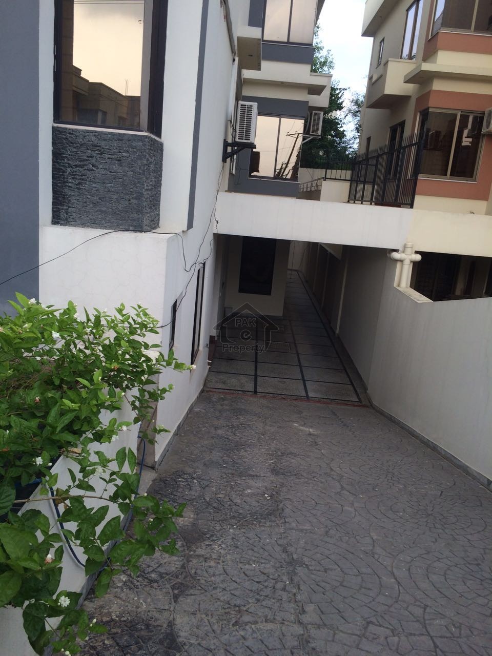 10 Marla New Double Storey House For Sale In Pwd Society Islamabad