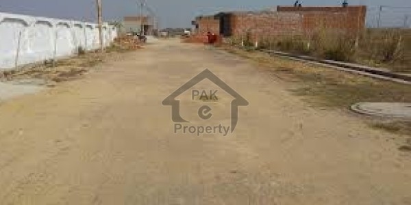 G 14/4 40x80 level plot in islamabad available