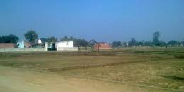 Margla Facing 50x90 Plot For Sale In D-12/4