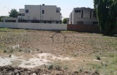 Main Tipu Bwd Corner Plot For Sale In Dha Phase 2