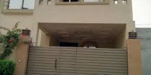 Prime Location 1 Kanal Corner House Facing Park In DHA Phase 2
