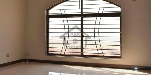 Pakistan Town Phase 2 - 5 Marla New House Finishing Remaining Ideal Location Owner Made