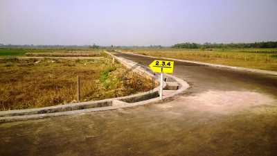 Gandhara City 80 fit, double road plot