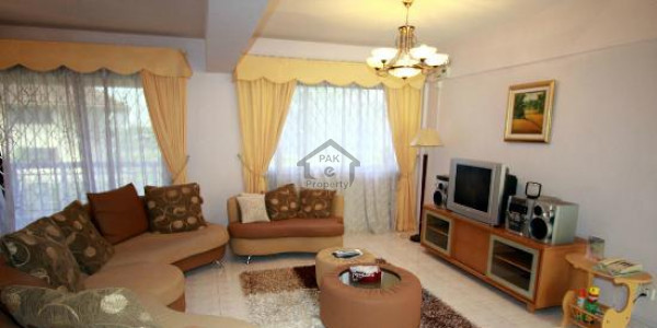 Fully Furnished 1 Bedroom Apartment For Rent In The Centaurus Mall At US 1200 $