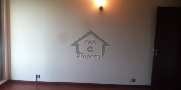 C Type Flat For Sale In Sector G-11/3 Islamabad