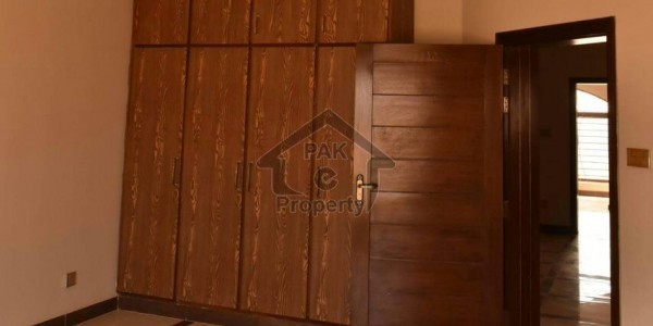 Ghori garden New Brand single unit 6mrla for rent in ghouri garden isb