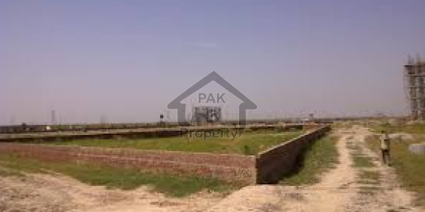 Size 50x90 ,1 kanal Plot are available in Gulberg Residencia