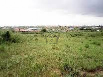 Royal Garden- 5 Marla Residential Plot Is Available For Sale