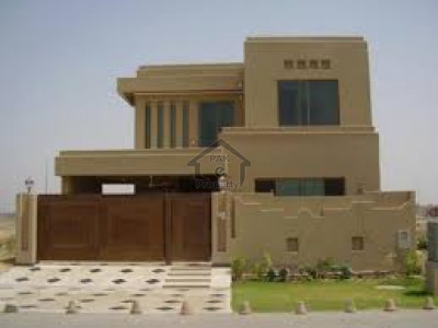 Model Town - Block F - 10 Marla Single Storey House For Sale IN LAHORE