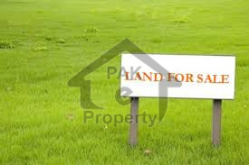 10 Marla Plot in Reasonable Price is available in Gulberg