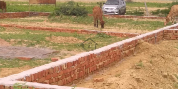 Bahria Orchard - 8 Marla Hot Location Plot For Sale IN LAHORE