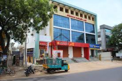 Gulberg - 285 Square Feet Covered Area On Ground Floor As Huge Shop Is Available For Rent