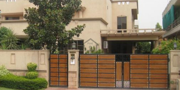 Dha - 10 Marla Renovated Marble And Tiled And Wooden Floor House For Sale Cheapest Price