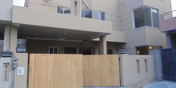 House For Sale At Gulfishan Colony