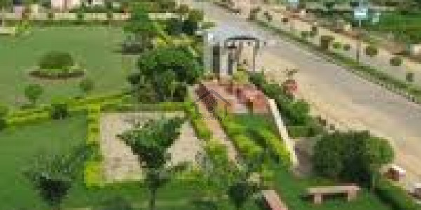 Lahore Motorway City - 4 Marla Commercial Facing Park Plot Available On 2.5 Years Easy Installments
