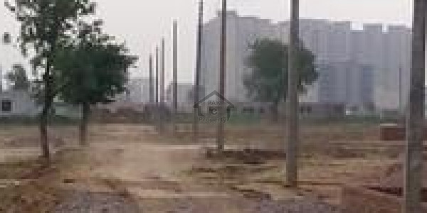 Grand Avenues Housing Scheme - 5 Marla Residential Plot Is Available For Sale