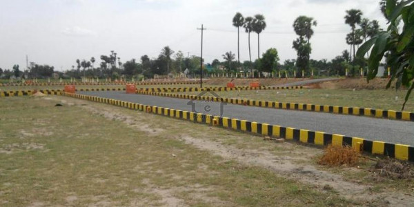 8 Marla Residential Plot Is Available In Ali Block Bahria Town Lahore