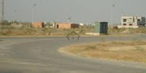 On Installments Residential Plot In Bahria Town Phase 8 - F2