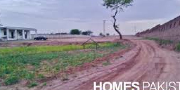 G-9/1, G-9, Islamabad - Beautiful Located 40 X 80 House With Extra Land Street Corner
