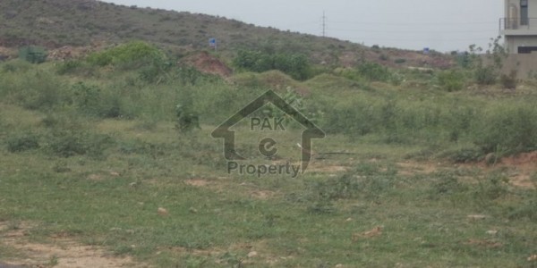 Plot Available For Sale In Employees Cooperative Housing Society On Marvelous Location