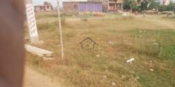 Jinnah Gardens Phase 1 - Ideal Location Plot Level 30x60 With Possession Back Of Main Road 4th To Corner With All Facilities IN FECHS, Islamabad