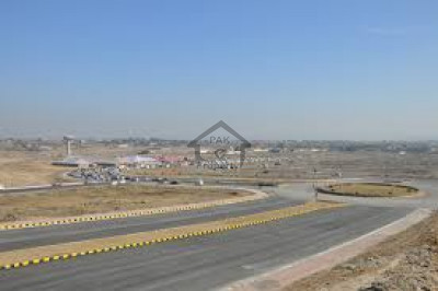 Canal Expressway - 6 Acre Commercial Land Available For Sale  IN Faisalabad