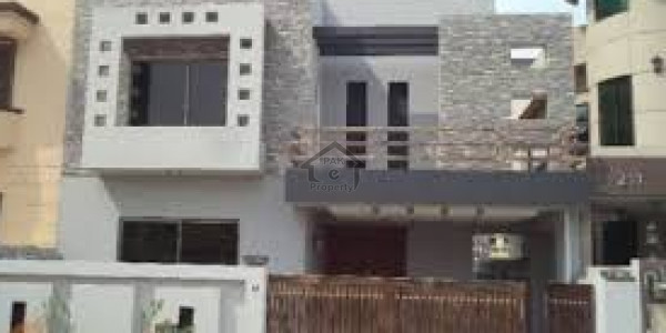 Sialkot-    3 Marla-    House For Sale.