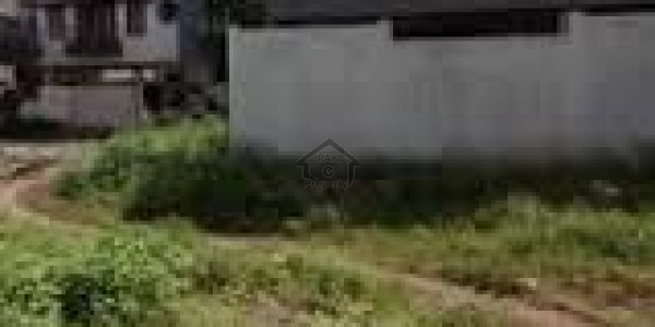 Airport Road - Residential Corner Plot Is Available For Sale  IN Sukkur