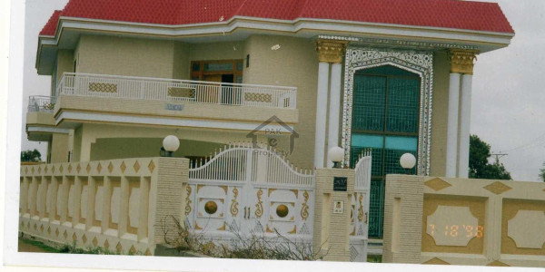 Four Season Housing, 8 Marla-House For Sale