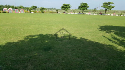 Bahria Town Phase 8 - 10 Marla-Plot Available For Sale