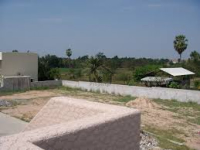 Bani Gala,5 Kanal- Plot Is Available For Sale