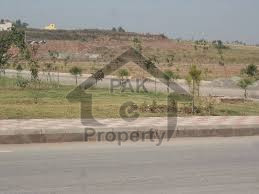 Most Desirable Great Commercial Location near Shangrila Hotel/Punjab House
