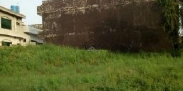 Soan Garden -9 Marla -Plot For Sale