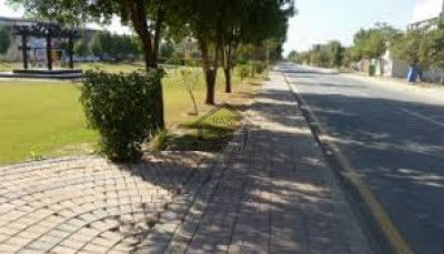 DHA Defence- 8 Marla Commercial Plot File For Sale IN Multan