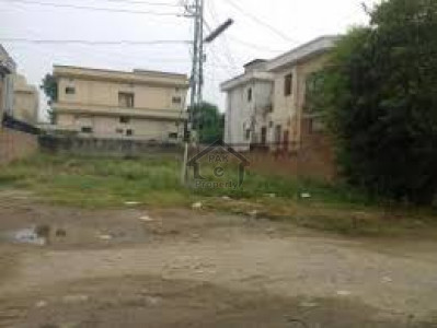 Bahria Town - Block AA- Sector D-Mainn Boulevard Plot Is Available For Sale In Lahore