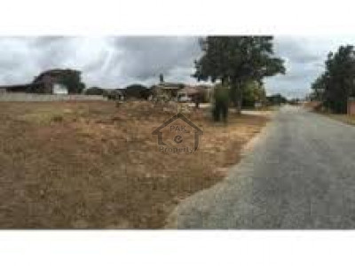 Saadi Garden - 120 Sq. Yd. Plot Is Available For Sale